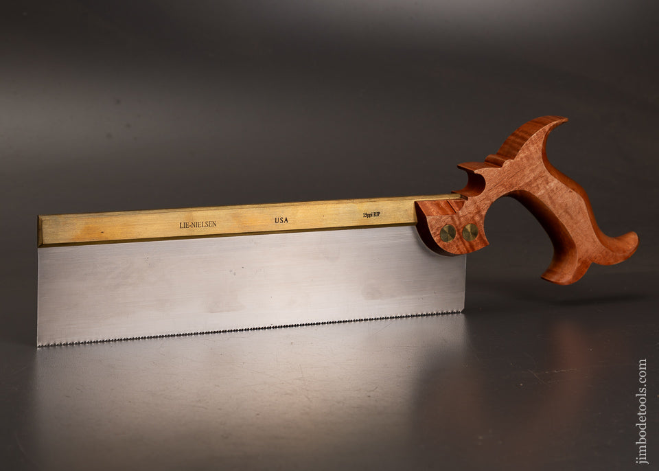 Discontinued-Tiger-Maple-LIE-NIELSEN-Brass-Back-Dovetail-Saw-121616