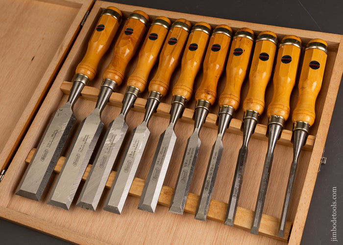 Mint-Set-of-10-Boxwood-Handled-Bevel-Edge-Chisels-by-FREUD-121623