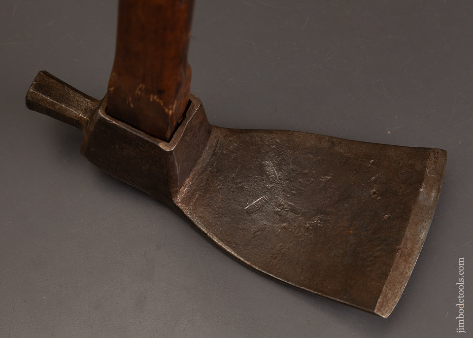 Curvy-Octagonal-Poll-Framer’s-Adze-by-“HEIS”?-121625