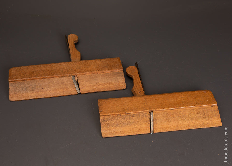 Fine-Matched-Pair-of-English-Beech-Side-Bead-Round-Planes-121782