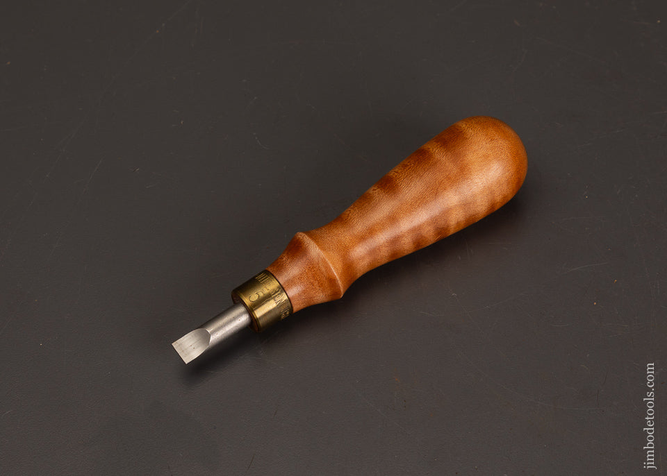 Fine-LIE-NIELSEN-No.-5-Tiger-Maple-Screwdriver-121789