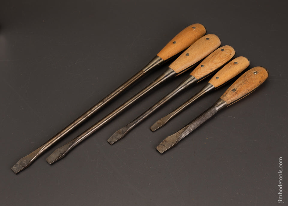 New-Old-Stock-Set-of-5-IRWIN-“Perfect-Handle”-Screwdrivers-121824