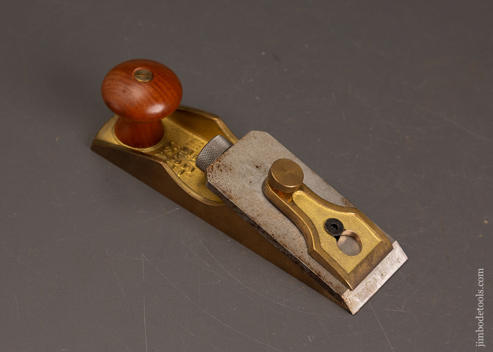 LIE-NIELSEN-No.-97-1/2-Bronze-Chisel-Plane-121829