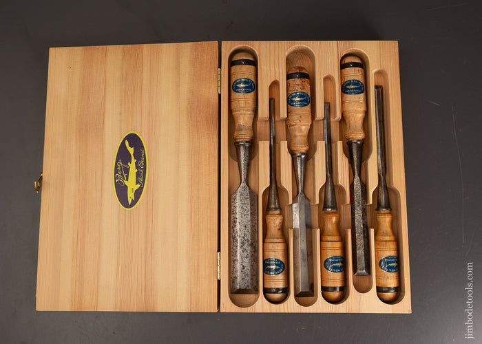 Fine-Set-of-Boxed-E.A.-BERG-ESKILSTUNA-Bench-Chisels-121989-AS-OF-SEPT-4