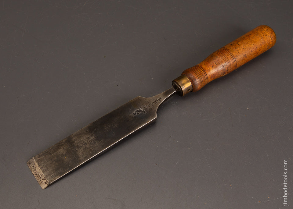 HEARNSHAW-BROS.-1-1/2-Inch-Paring-Chisel-122414
