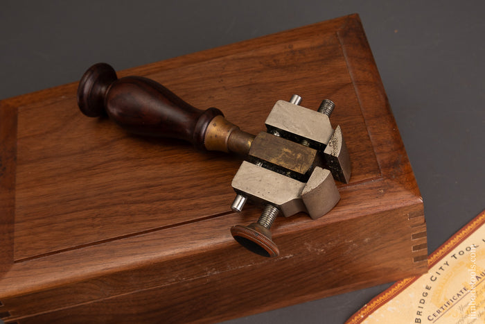 BRIDGE-CITY-TOOL-WORKS-CT-5-Hand-Vise-in-Original-Box-122161