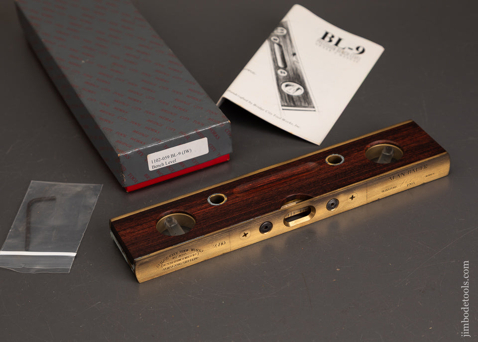BRIDGE-CITY-TOOL-WORKS-BL-9-Bench-Level-in-Original-Box-with-Some-Corrosion-122189