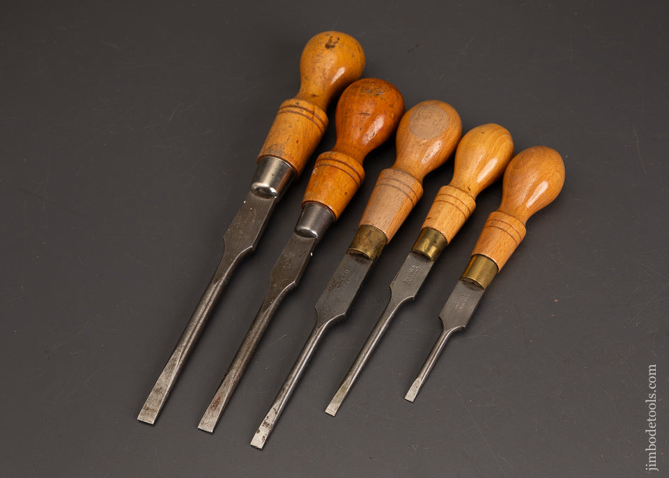 Fine-Set-of-5-English-Beech-Cabinet-Maker’s-Screwdrivers-122211