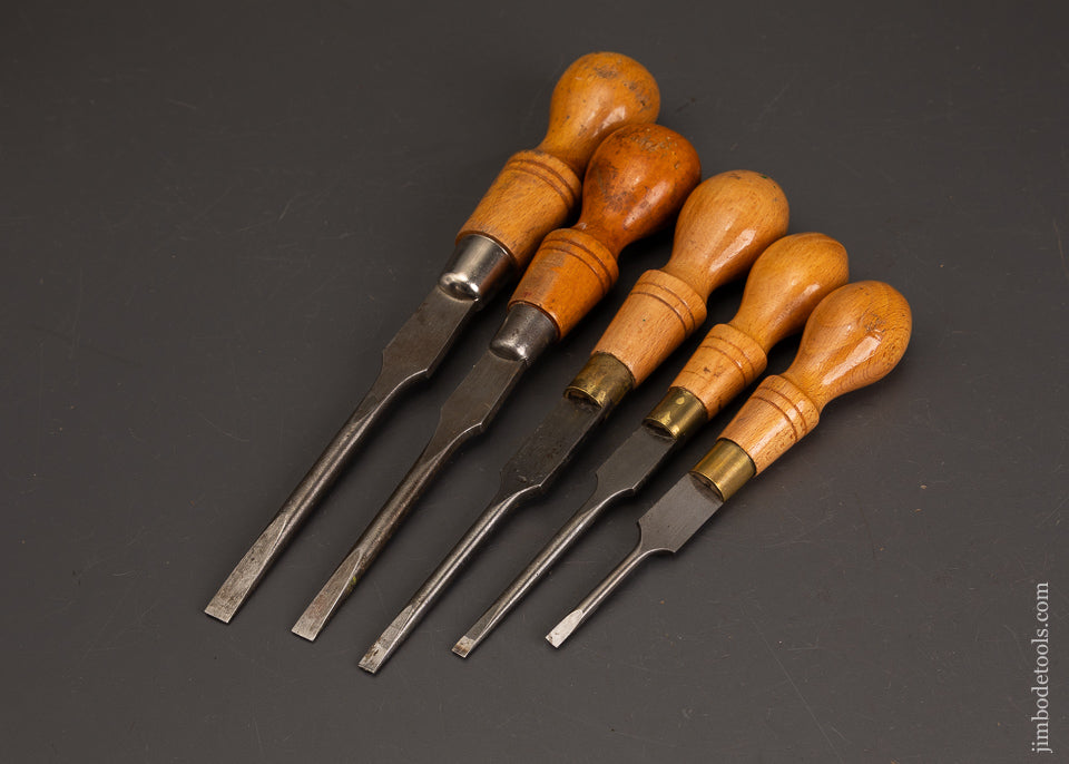 Fine-Set-of-5-English-Beech-Cabinet-Maker’s-Screwdrivers-122211