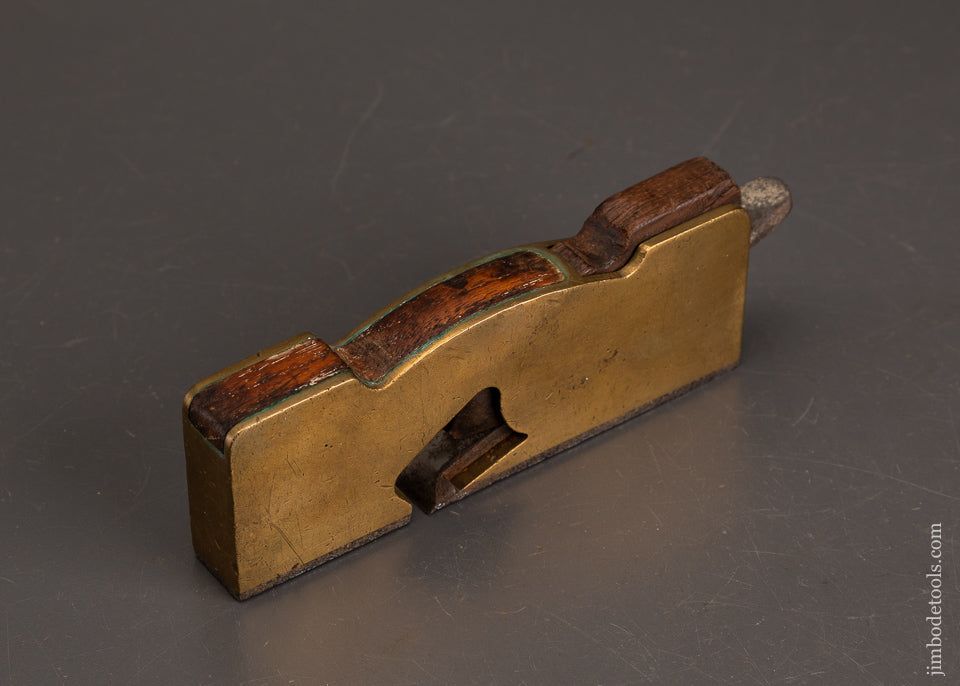 POPPING-Gunmetal-Shoulder-Plane-122255