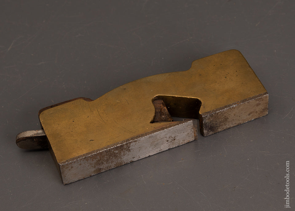 POPPING-Gunmetal-Shoulder-Plane-122255
