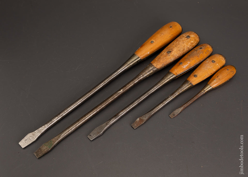 Clean-Set-of-5-PERFECT-HANDLE-Type-Screwdrivers-122259