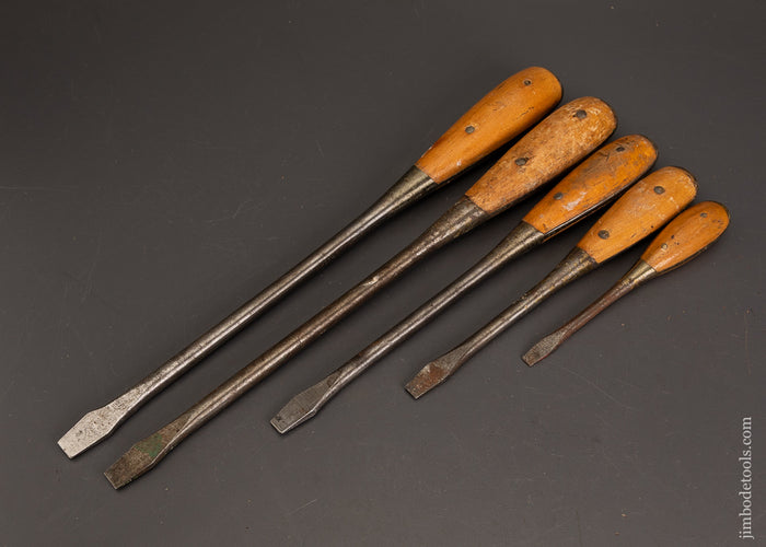 Clean-Set-of-5-PERFECT-HANDLE-Type-Screwdrivers-122259