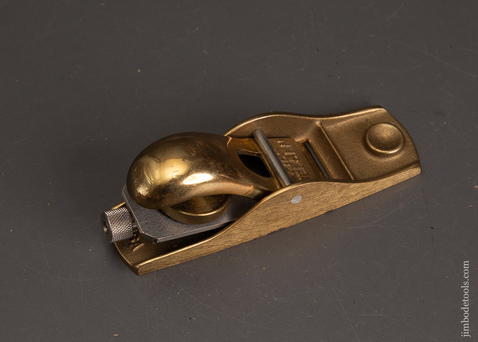 LIE-NIELSEN-No.-102-Bronze-Low-Angle-Block-Plane-Near-Mint-in-Box-122298