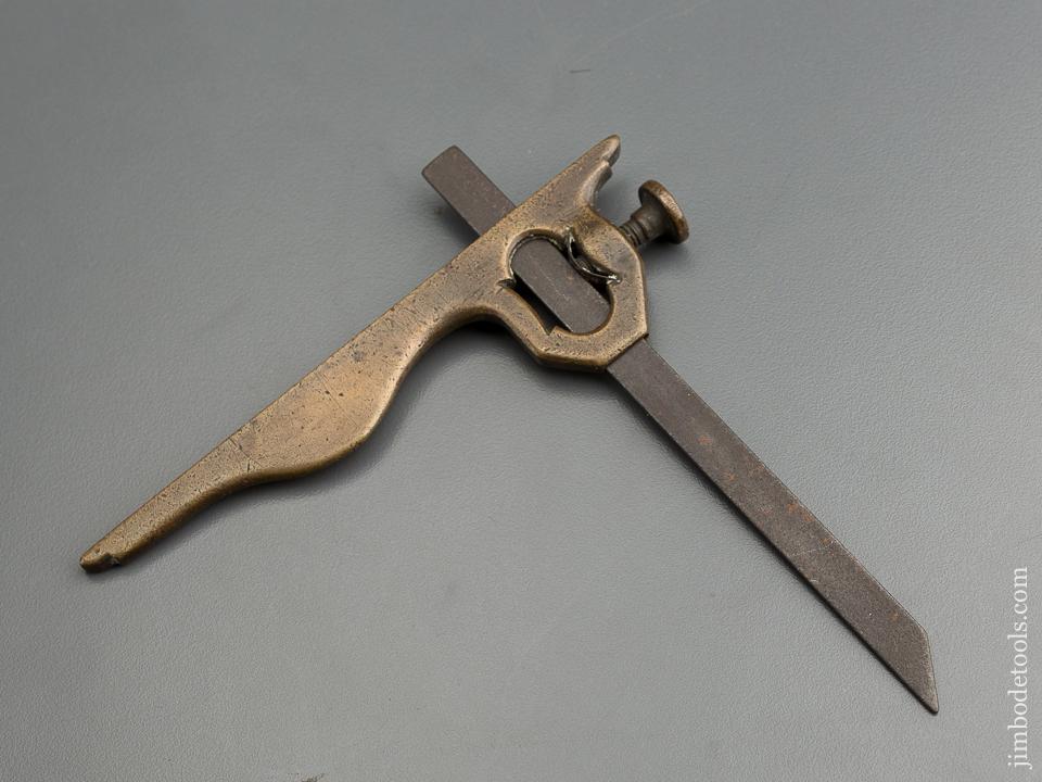 Lovely 5 3/4 x 5 1/4 inch Turner's Square - 79423