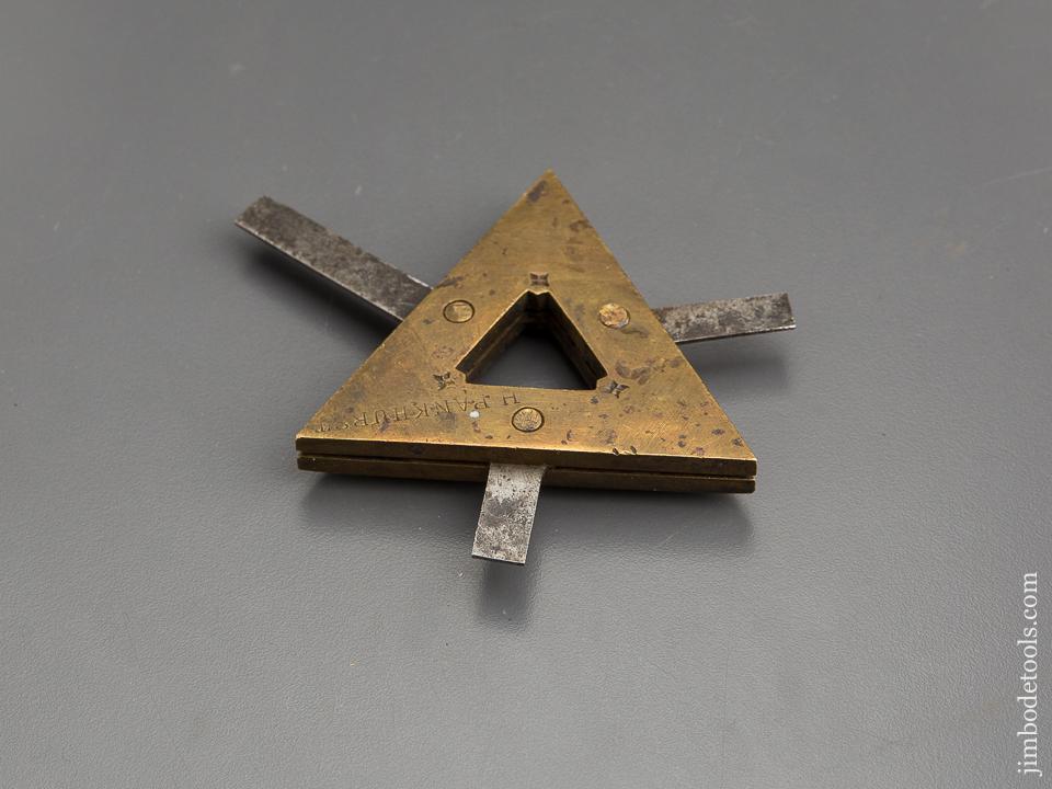 RARE 4 5/8 x 3 3/8 inch Brass Spider Gauge - 80526U