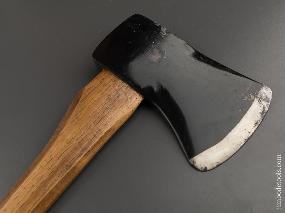 Amazing A.TREDWAY & SONS LINCOLN AXE Mint With Octagonal Handle - 88289U