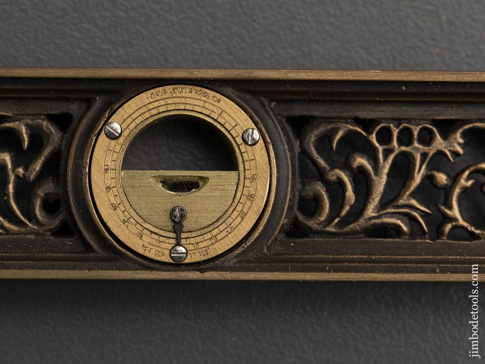 Miniature Four inch DAVIS Inclinometer Level by PAUL HAMLER - 89997M