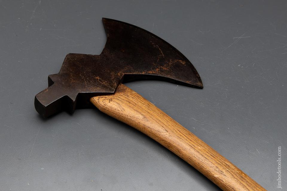 Early and Graphic Slaughterhouse Axe Fine - 93687