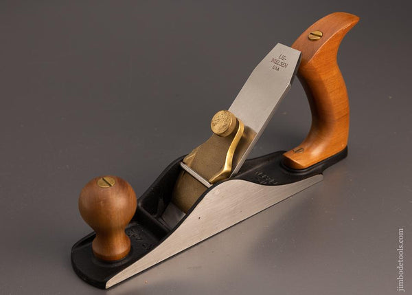 Fine LIE NIELSEN No. 40 1/2 Scrub Plane - 99825