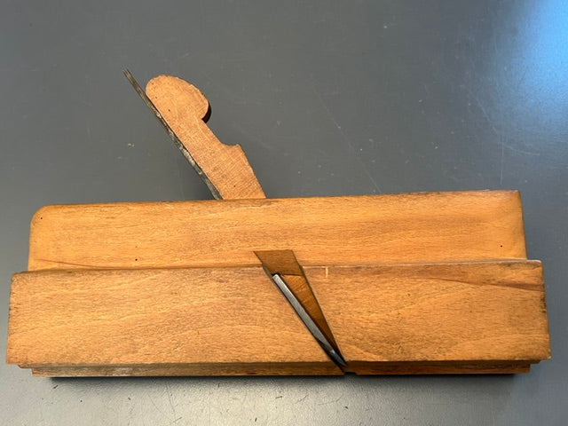 Crisp Extra Fine Fenced Cove Moulding Plane by D. COLTON PHILA Ca. 1837-80   -122142