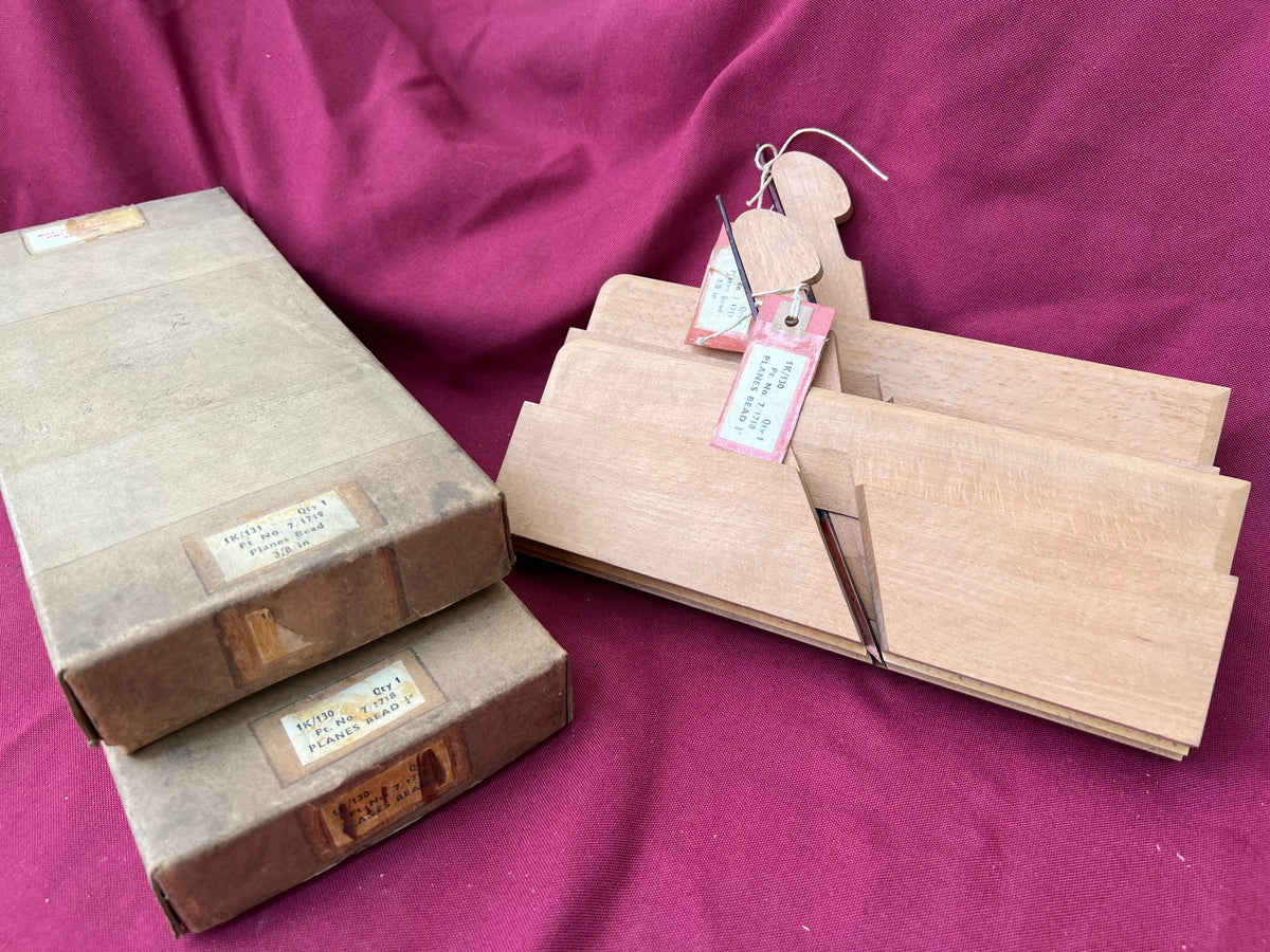 G.STEADMAN & SON. Mint in Box Pair of Side Bead Moulding Planes - 121755 -