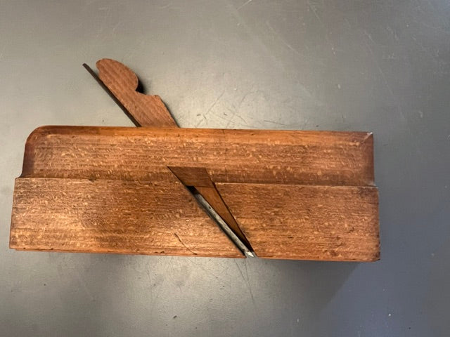 Fine  1/4 inch Center Bead Moulding Plane  SANDUSKY TOOL CO.  circa 1869-1925  - 74407