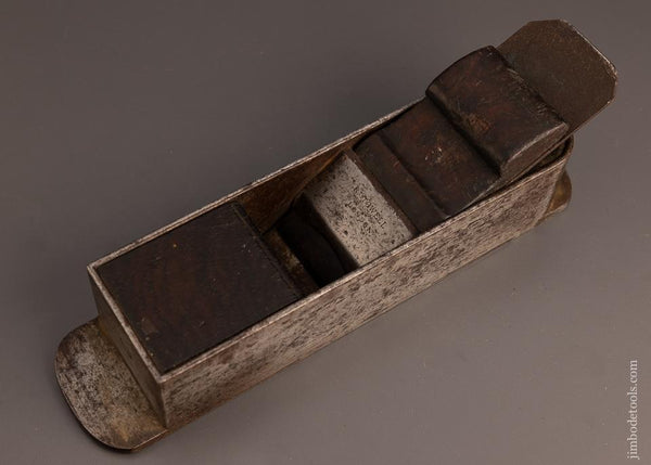 Excellent ROB’T. TOWELL Dovetailed Miter Plane - EXCELSIOR 100100