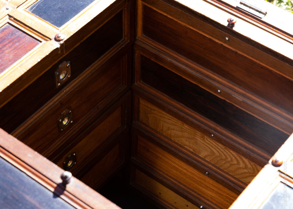Spectacular Cabinet Maker’s Tool Chest with 22 Compartments - EXCELSIOR 104974