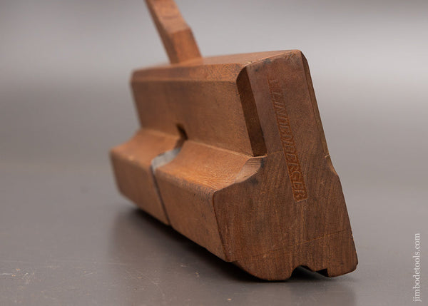 Near Mint I. LINDENBERGER Bolection Moulding Plane 18th Century Yellow Birch - EXCELSIOR 111298