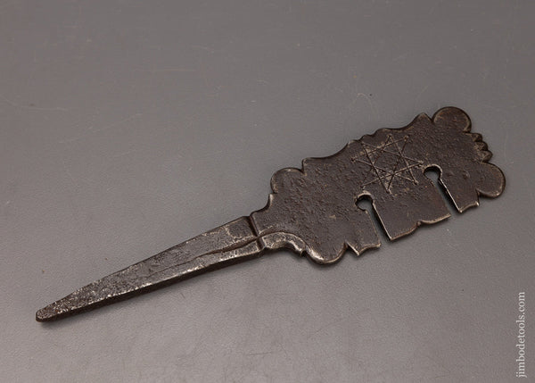 Stunning 17th/18th Century Fancy Hand-Forged Saw Wrest - EXCELSIOR 111557