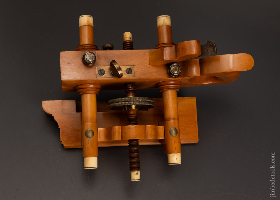 Remarkable-SANDUSKY-No.-141-Boxwood-Center-Wheel-Plow-Plane-with-Ivory-Tips-EXCELSIOR-122323-AS-OF-OCT-11
