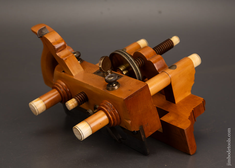 Remarkable-SANDUSKY-No.-141-Boxwood-Center-Wheel-Plow-Plane-with-Ivory-Tips-EXCELSIOR-122323-AS-OF-OCT-11