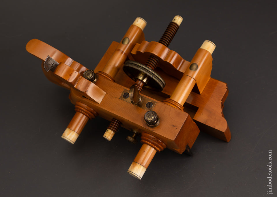 Remarkable-SANDUSKY-No.-141-Boxwood-Center-Wheel-Plow-Plane-with-Ivory-Tips-EXCELSIOR-122323-AS-OF-OCT-11