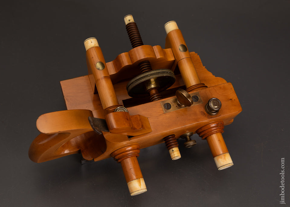 Remarkable-SANDUSKY-No.-141-Boxwood-Center-Wheel-Plow-Plane-with-Ivory-Tips-EXCELSIOR-122323-AS-OF-OCT-11