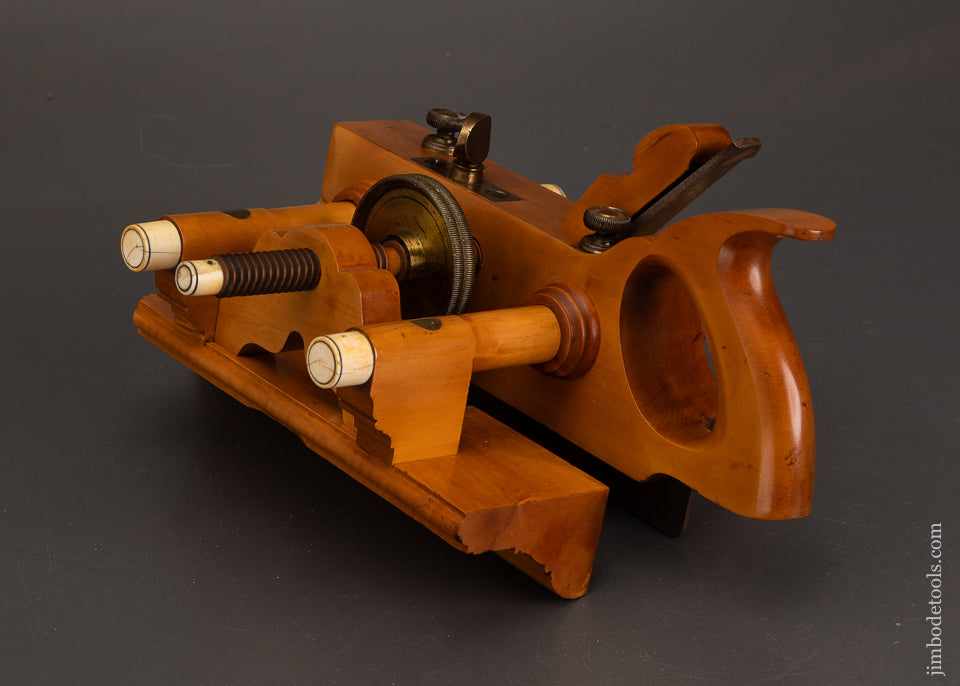 Remarkable-SANDUSKY-No.-141-Boxwood-Center-Wheel-Plow-Plane-with-Ivory-Tips-EXCELSIOR-122323-AS-OF-OCT-11