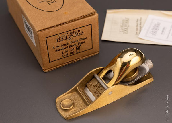 LIE NIELSEN No. 102 Bronze Low Angle Block Plane Near Mint in Box - 100205