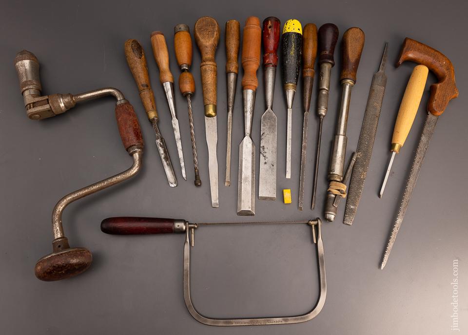 Lot of 16 Good Tools - 100226