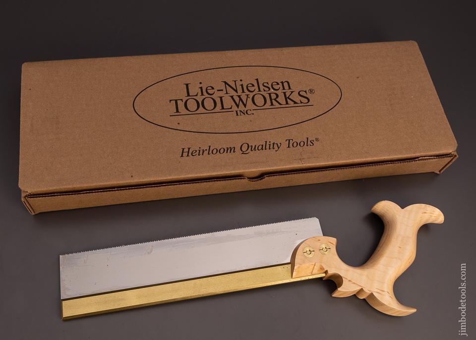 LIE NIELSEN 9 Inch Dovetail Saw Mint in Box - 100401