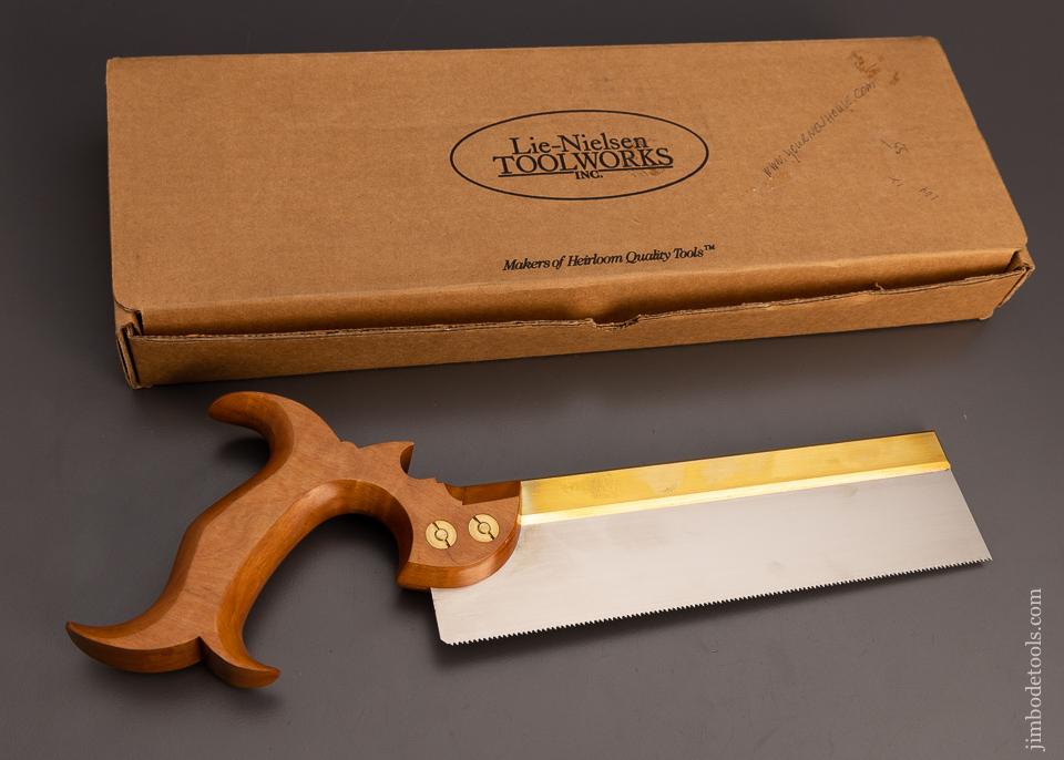 LIE NIELSEN 9 Inch Dovetail Saw Mint in Box - 100403