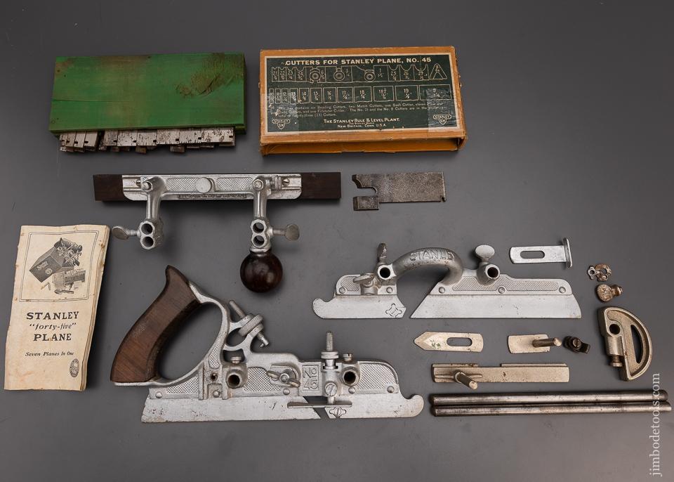Good User STANLEY No. 45 Combination Plane with All 5 Stops and All 23 Cutters - 100689