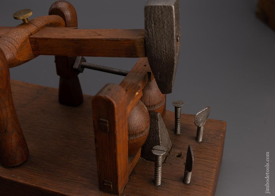 Amazing Hammer & Anvil Type Saw Set - 100739