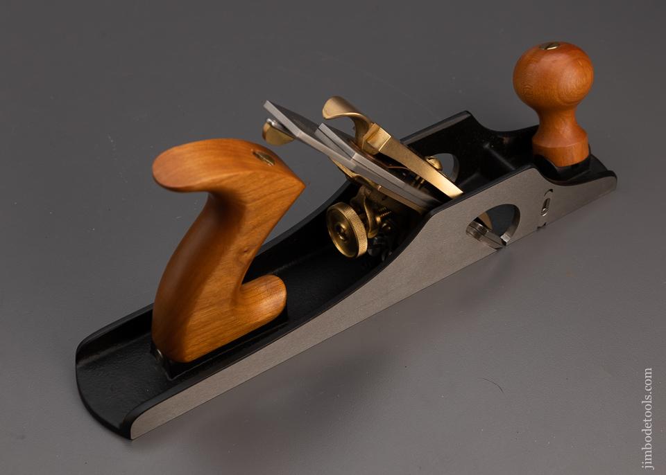 Mint LIE NIELSEN No. 10 1/4 Tilt Handle Jack Rabbet Plane with Nickers - 100790