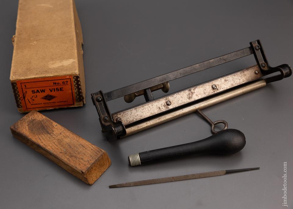 MOSBACK HARDWARE CO. No. 67 Saw Vise Near Mint in Box with New Disston File - 100848
