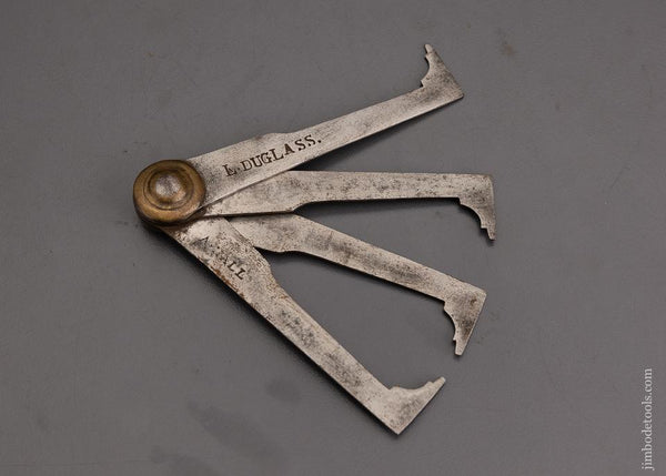 Unusual 4 Leg Calipers - 100878