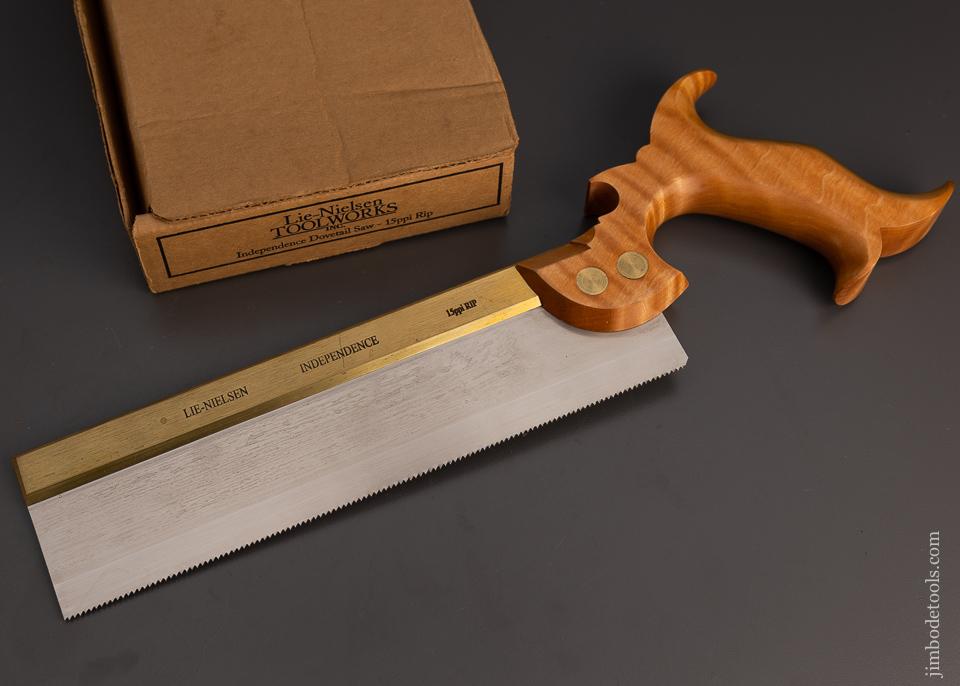 LIE NIELSEN 9 Inch Independent Dovetail Saw Mint in Box - 100957