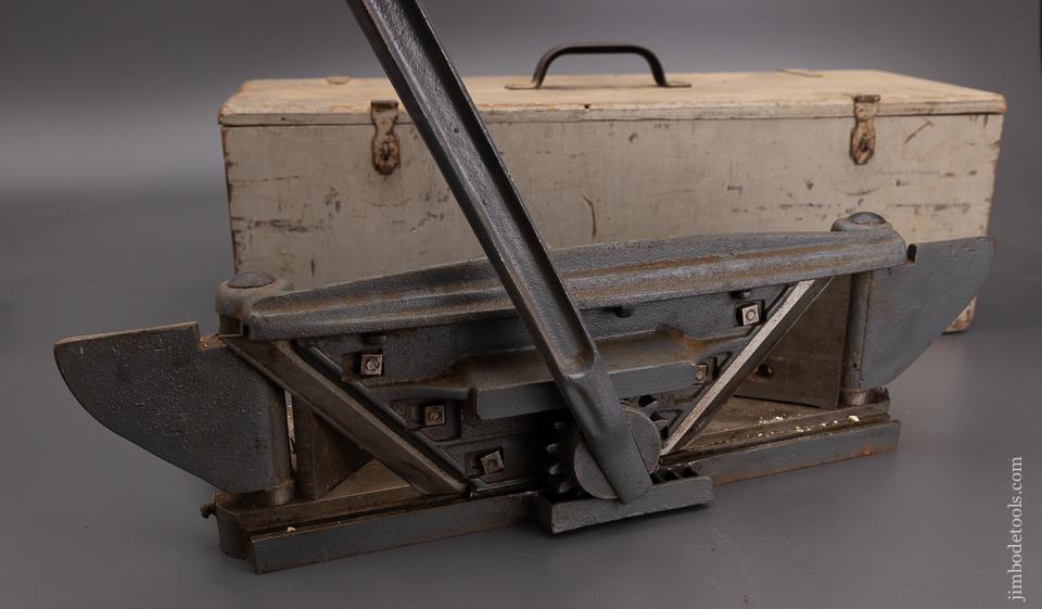 Excellent User LION MITER TRIMMER No. 4 POOTATUCK CORP. Stratford, CONN. -  101027