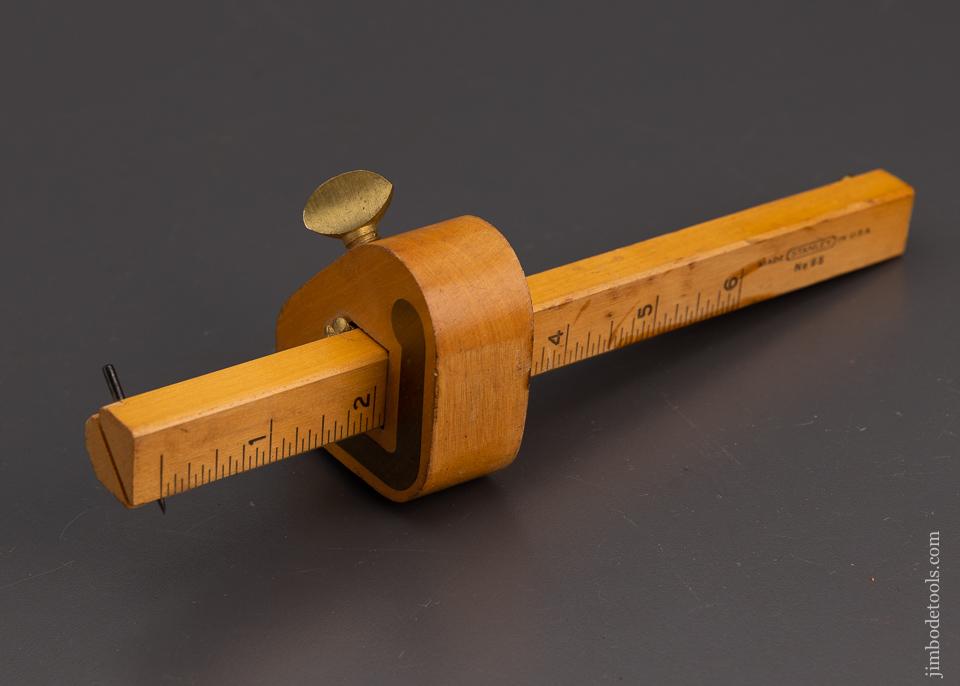STANLEY No. 65 Boxwood Marking Gauge Near Mint - 101060