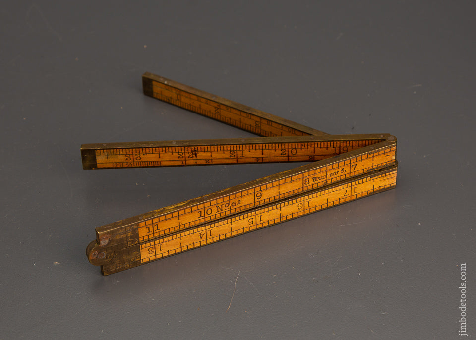 Extra Fine UPSON NUT CO. No. 62 2 Foot 4 Fold Boxwood Rule - 101146