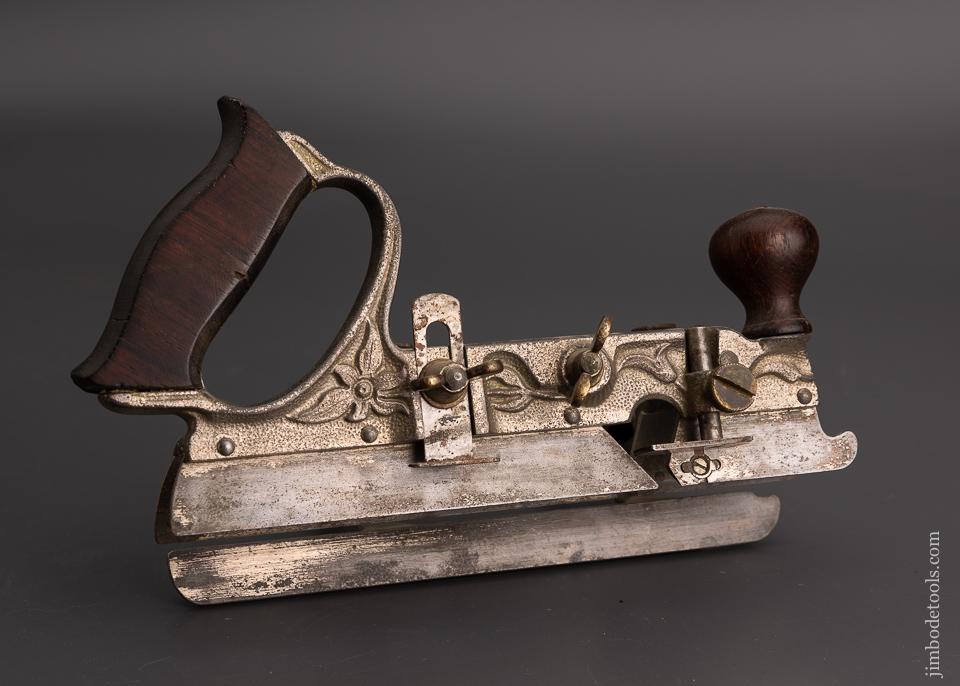 STANLEY No. 45 Combination Plow Plane with 17 Cutters & 2 Stops - 101260